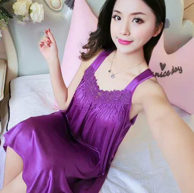 Local fast delivery Women Soft Printed Nightgowns Loose Fit Crew Neck Comfy Nightgowns Sleepshirts Lightweight Half Sleeves Sleepwear Milk Silk Sleepdress with Pocket