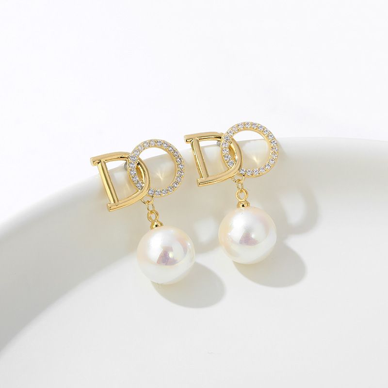 New Silver Pin Earrings Popular High-grade Earrings DO Pearl Earrings 
Simple Temperament Premium Earring Beautiful Women's Earrings