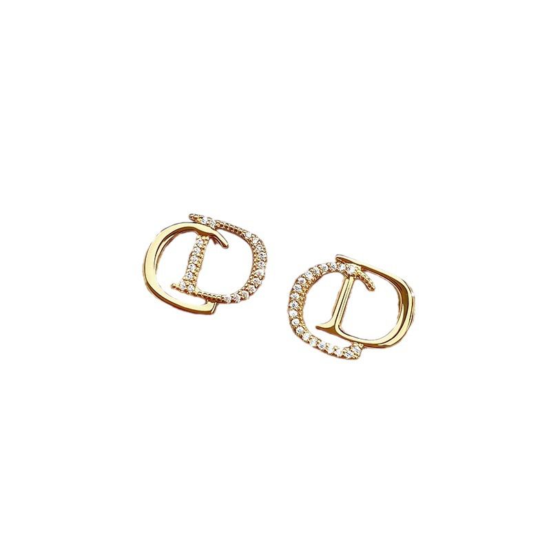 New Silver Pin Earrings Popular High-grade Earrings CD Letter Earrings 
Niche Designs Premium Earring Beautiful Women's Stud Earrings