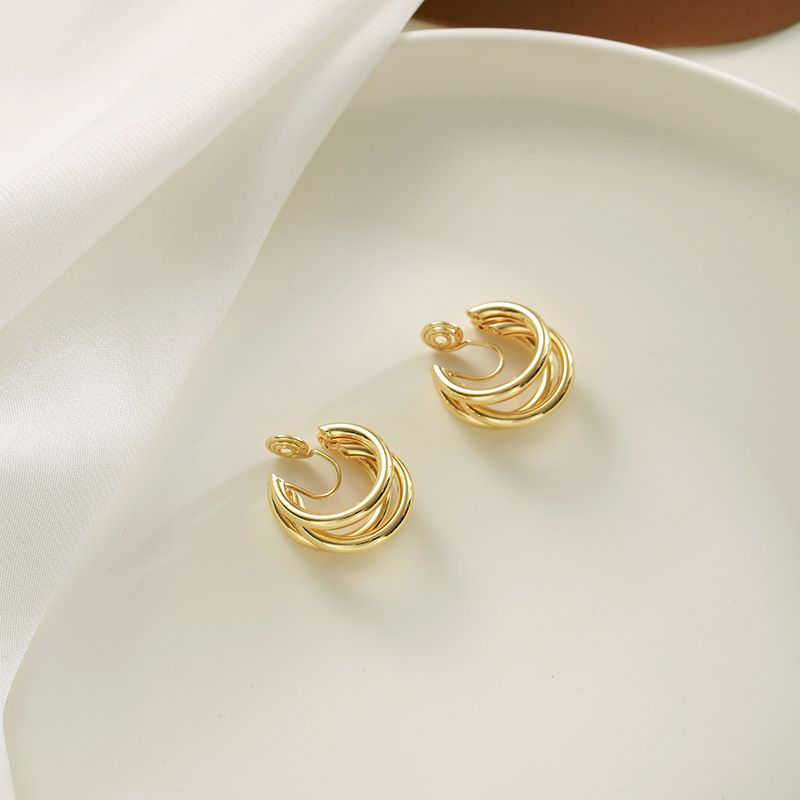 Silver Needle High-End Simple Temperament Niche Personality Earrings Women's Earrings Unique Temperament Earrings
