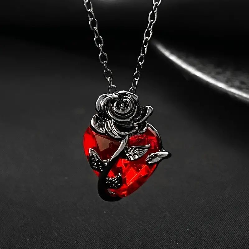 Temperament Light Luxury Niche Design Love Rose Necklace Gothic Dark Design Tangled Flowers Heart-Shaped Collarbone Chain Birthday Gift