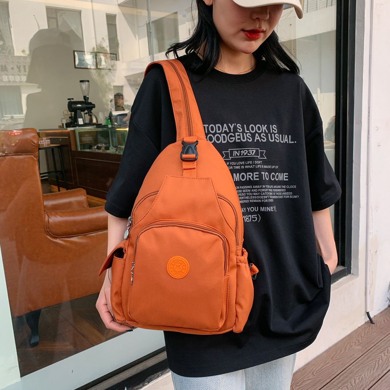 Simple And Stylish New Fashion Backpack For Men And Women Casual And Trendy Large Capacity Travel Nylon Fashionable Backpack Bag