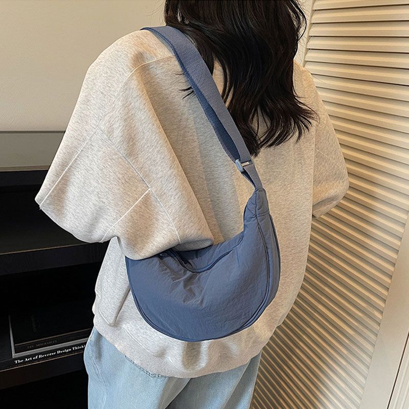 Thickened Style Hot Selling Unisex Messenger Bag Fashionabl Practical Small Bag Nylon Lightweight Small Crossbody Bag Versatile Single Shoulder Bag