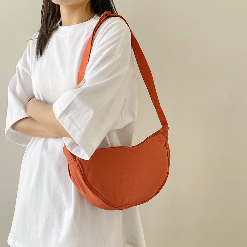 Thickened Style Hot Selling Unisex Messenger Bag Fashionabl Practical Small Bag Nylon Lightweight Small Crossbody Bag Versatile Single Shoulder Bag