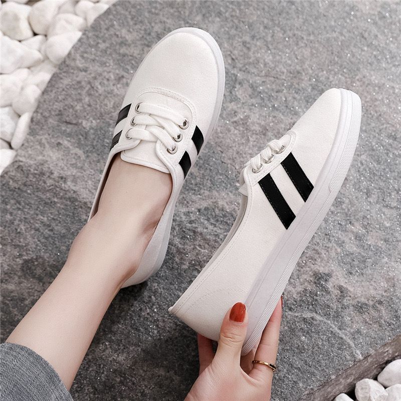 Fashion New Woman canvas shoes flat shoes rubber shoes rubber shoes sports shoesclassic women's shoes student and girl sneakers fashion gifts