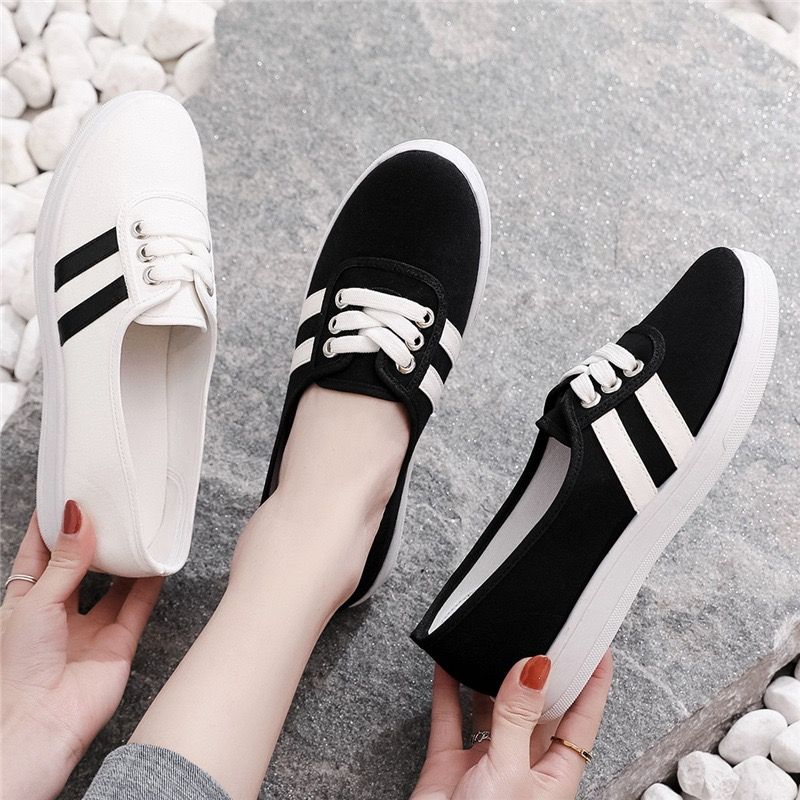 Fashion New Woman canvas shoes flat shoes rubber shoes rubber shoes sports shoesclassic women's shoes student and girl sneakers fashion gifts
