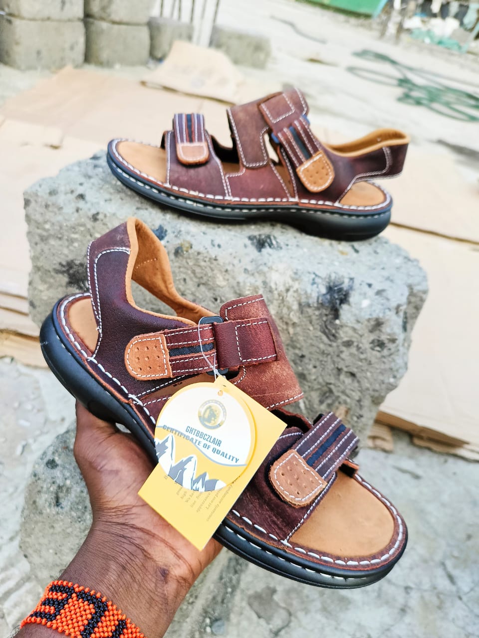 Opens men Sandals Men's Summer New Sandals and Slippers Men's Sandals Adult Beach Open Shoes Non-slip Open-toe  Sandals
Sizes (40-45)