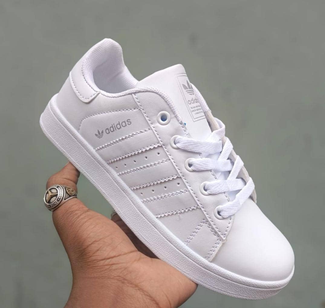 Classic Womens Shoes Comfortable Lace Up Sneakers Fashionable Ladies  Shoes Low Cut Sneakers Girls Sports


Sizes 37-41