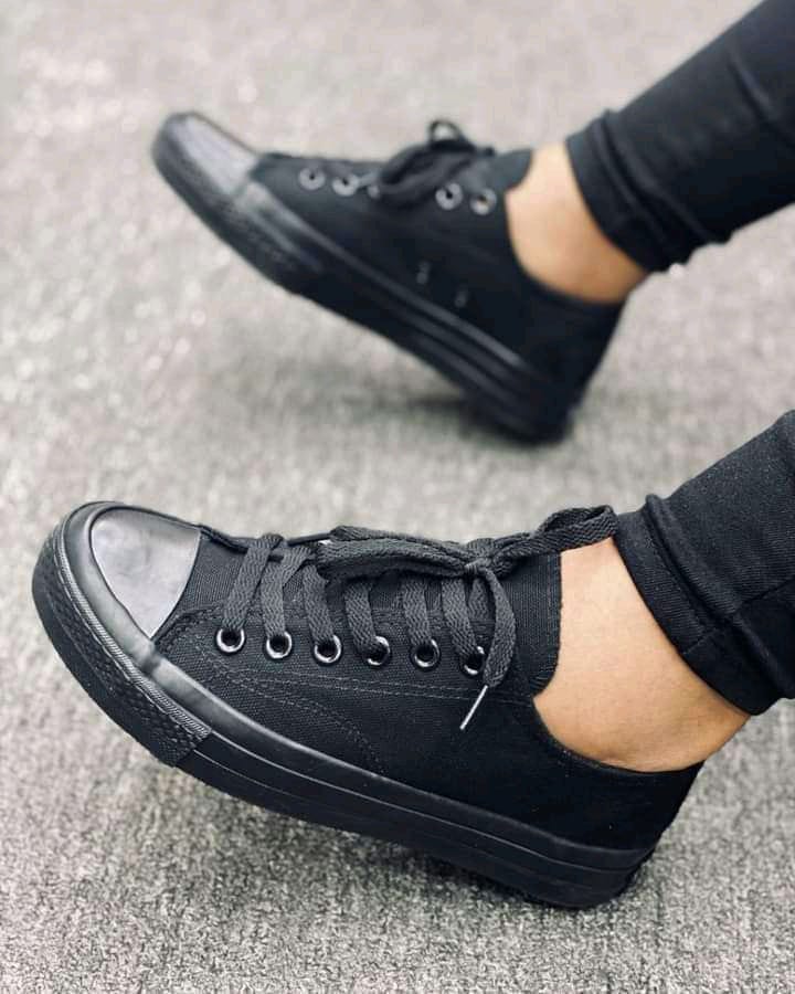 Classic Womens Shoes Comfortable Lace Up Sneakers Fashionable Ladies  Shoes Low Cut Sneakers Girls Sports


Sizes 37-41