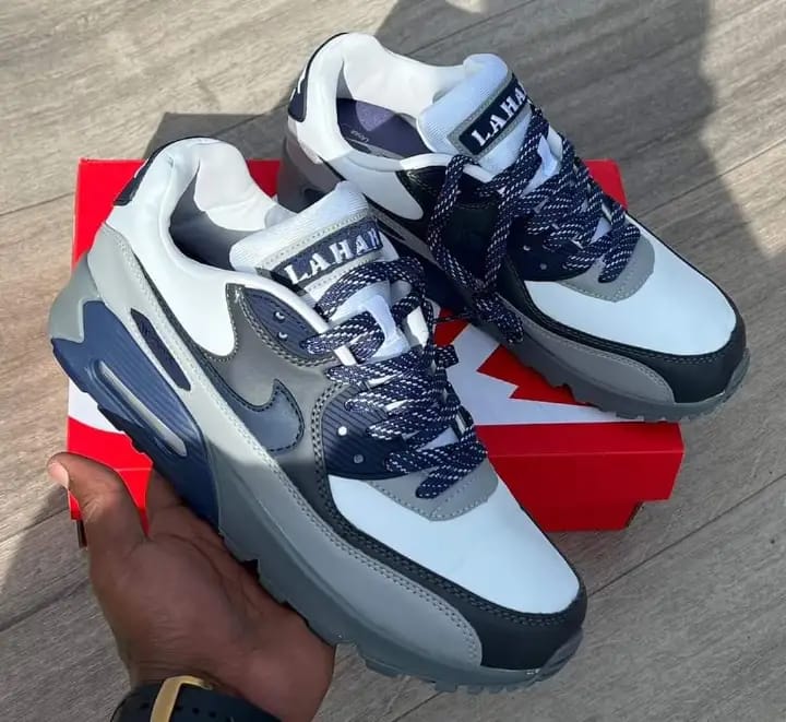 Airmax 90  Classic Mens and  Womens Shoes, Unisex  Comfortable Lace Up Sneakers Fashionable Unisex  Shoes Low Cut Sneakers Girls and Boys Sports Shoes




Sizes (39-44)