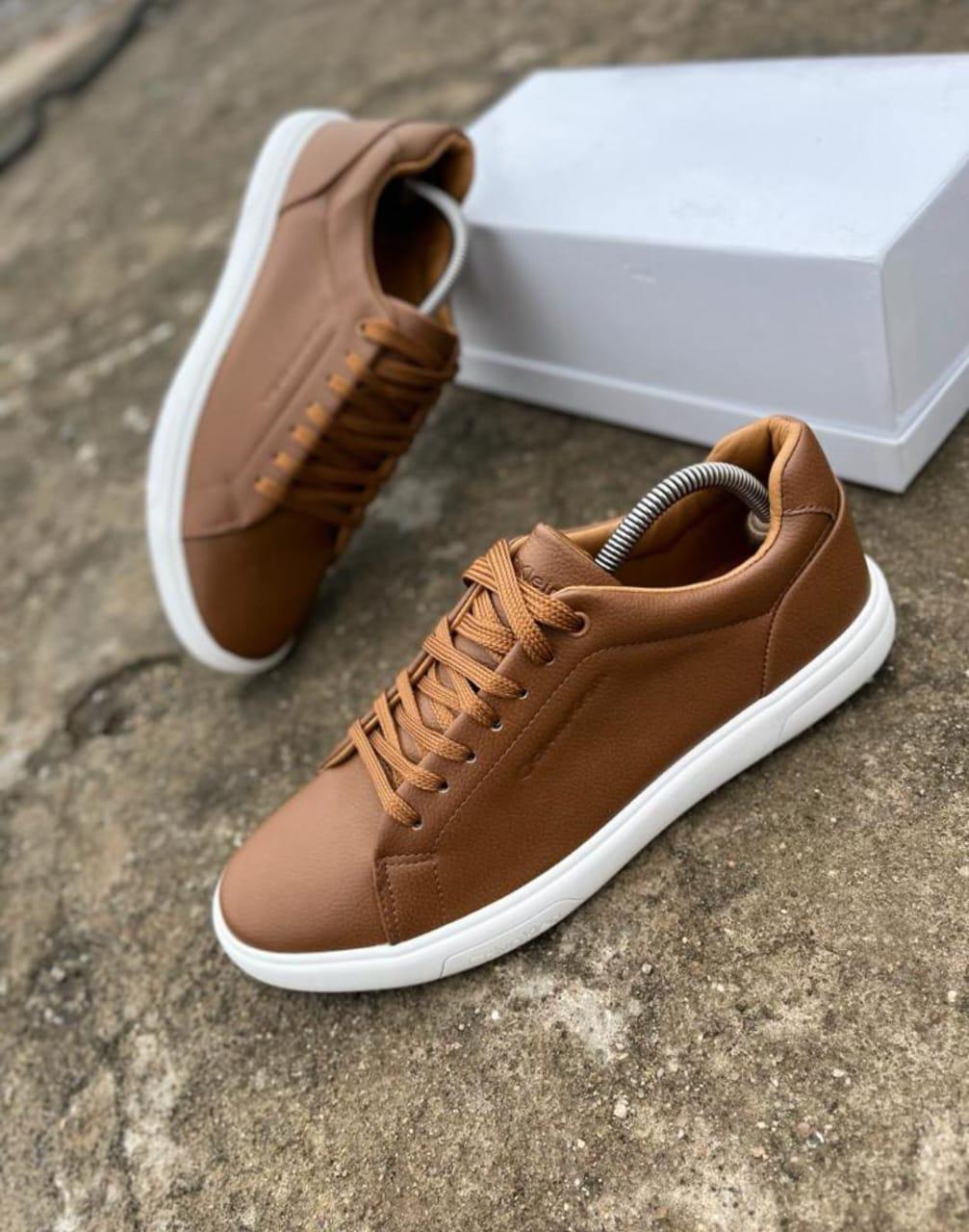 Calvin Klein Classic New Arrival  Casual Mens Shoes Comfortable Lace Up Sneakers Fashionable Gentlemen Shoes Low Dunk Sneakers 

Size 40-45