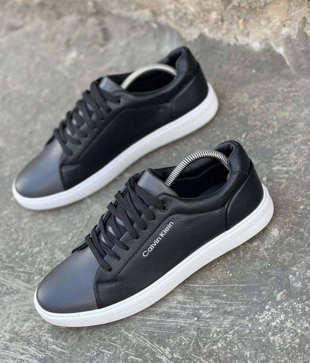 Calvin Klein Classic New Arrival  Casual Mens Shoes Comfortable Lace Up Sneakers Fashionable Gentlemen Shoes Low Dunk Sneakers 

Size 40-45
