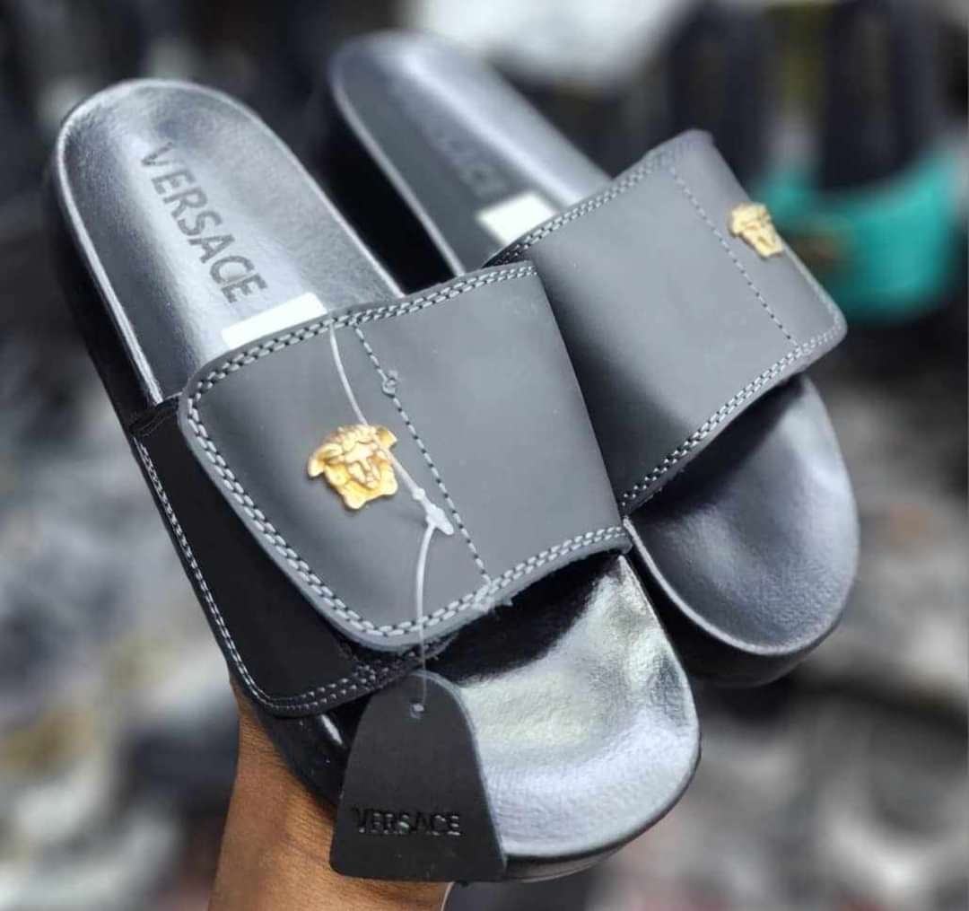 Men's Versace Slides Opens Shoes  Comfortable Shoes Fashionable Gentlemen's Open Shoes