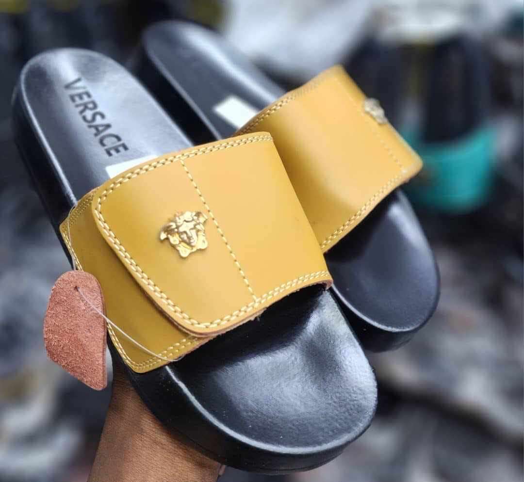 Men's Versace Slides Opens Shoes  Comfortable Shoes Fashionable Gentlemen's Open Shoes