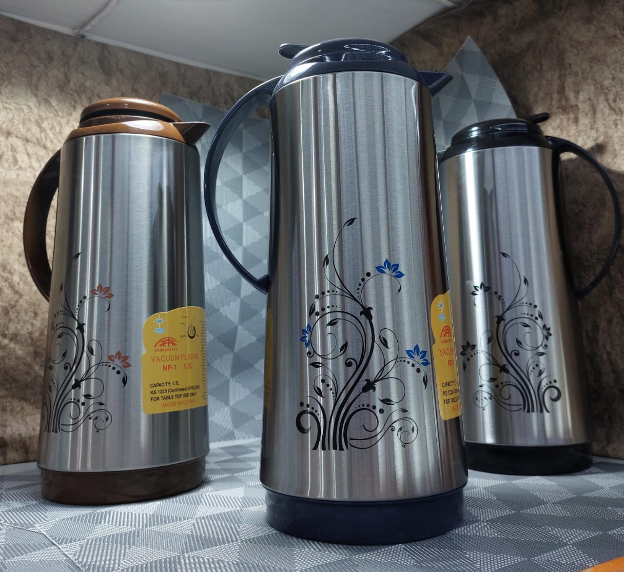 1.7ltrs Unbreakable Big Capacity Vacuum Flask Water, Milk or Coffee Thermos Flask Bottle Keep Hot or Cold