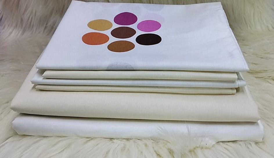 6pcs of 6*7 Mix and match Cotton bedsheets Set comes as 2pcs Bedsheets and 4pcs Pillow Cases Bedding Set