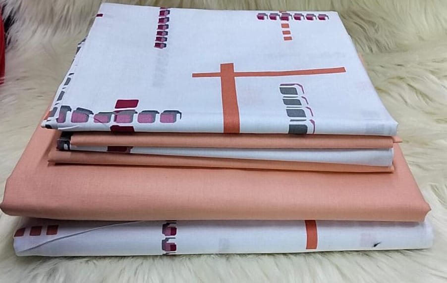 6pcs of 6*7 Mix and match Cotton bedsheets Set comes as 2pcs Bedsheets and 4pcs Pillow Cases Bedding Set
