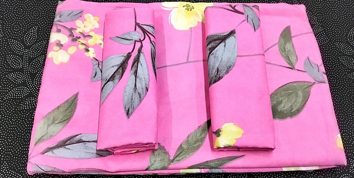 4pcs of 5*6 Bedsheet Set comes as 2pcs Bedsheets and 2pcs Pillow Cases Bedding Set.