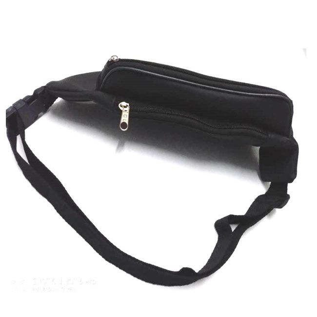 sleek black soft leather waist bag, a versatile accessory designed for both men and women.This stylish bag combines practicality with elegance