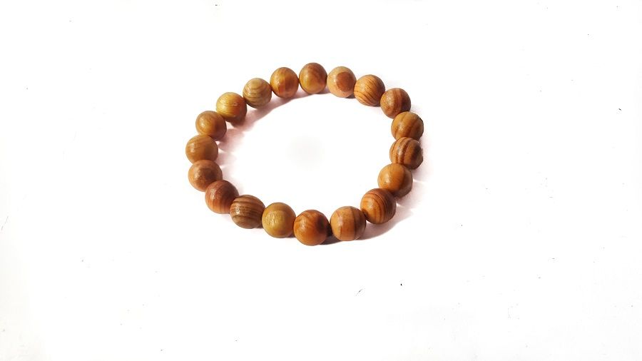 Brown Big Beaded Shamballa bracelet is a stunning piece of jewelry that embodies both style and spirituality