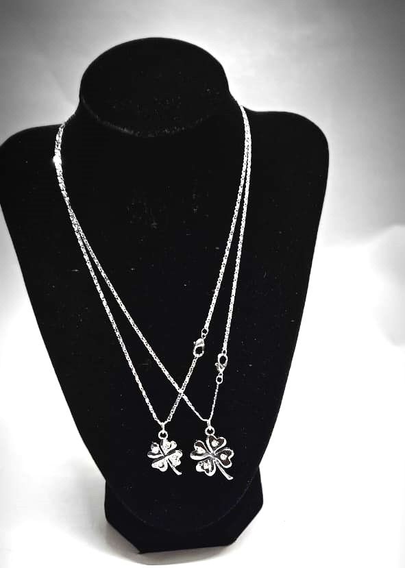 A double /couple flower silver chain necklace easy and comfortable to wear and it is durable and fashionable
