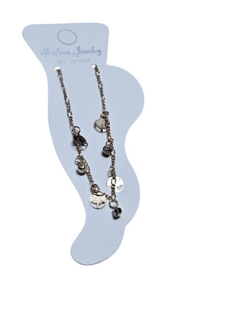 Ladies  tree of life golden anklet easy and comfortable to wear and are fashionable and best gift to offer to your friends.