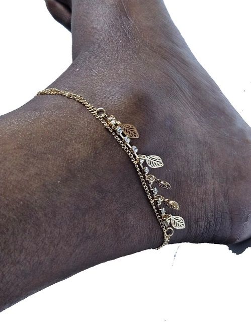 A golden leaf like ladies anklets easy and comfortable to wear and are readily available and durable