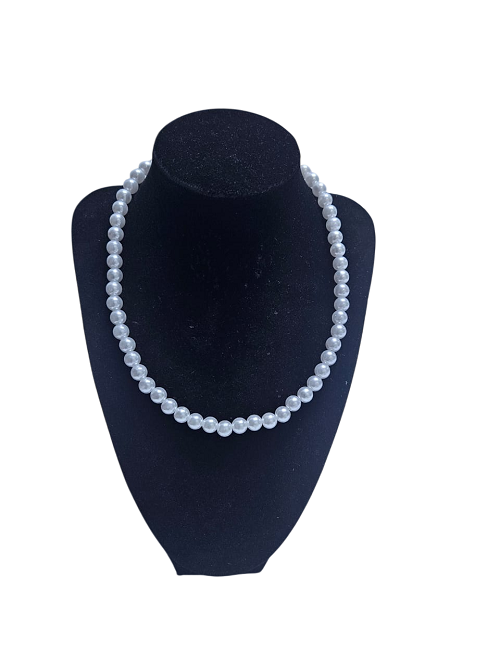 A white unisex pearl necklace easy and comfortable to wear, fashionable , durable and is readily available