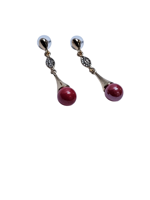 Ladies long drop drop red pearl earrings easy and comfortable to wear, fashionable, durable and best gift to gift your female friends