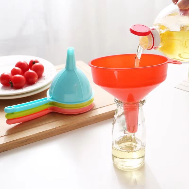 2025 New Car Auto Engine Funnel Oil Petrol for DIESEL Liquid Washer Fluid Change Fill Transfer Funnel 17*17