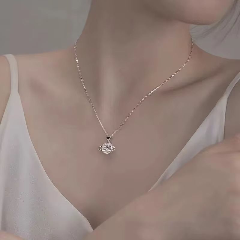 Silver Planet Shape Necklace Simple Charm Shiny Geometric Shape Pendant Birthday Gift for Women Exquisite Jewelry