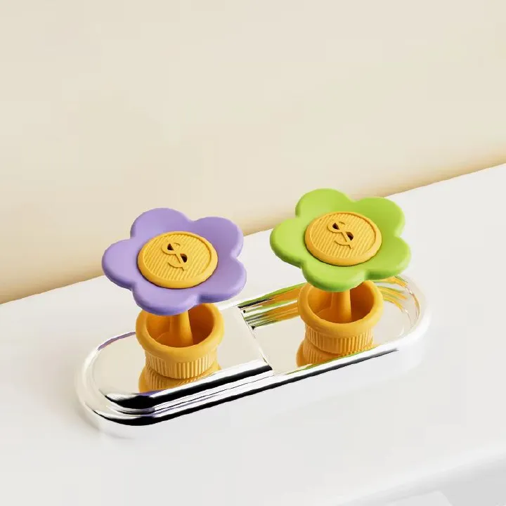 Light Luxury Toilet Press Button Handle Flower Shaped Press Tank Push Flush Switch Bathroom Decor Wardrobe Drawer Pulls