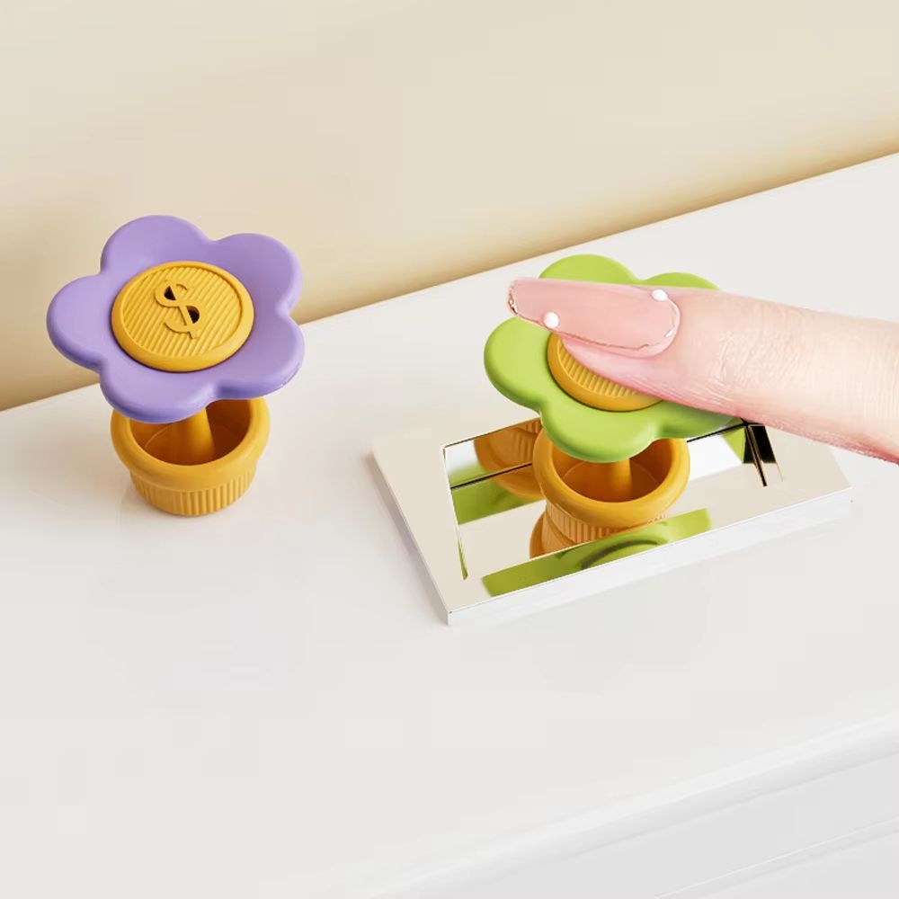 Light Luxury Toilet Press Button Handle Flower Shaped Press Tank Push Flush Switch Bathroom Decor Wardrobe Drawer Pulls