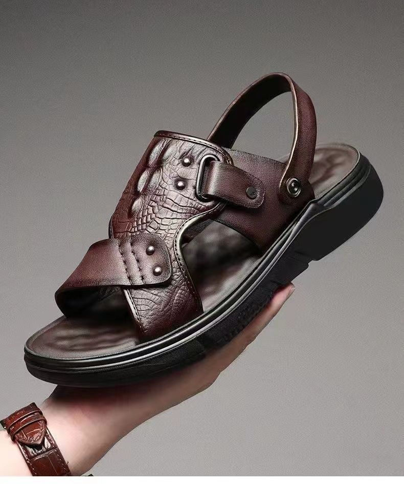 2024 Summer New Fashion Men White Leather Sandals Outdoor Comfortable Breathable Sports Casual Non-Slip Beach Luxury Sandals
No reviews yet