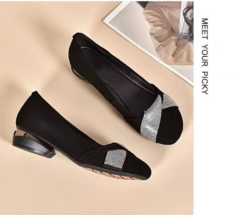 Fashionable high quality pointy suede decorative crystal pointy heels
No reviews yet