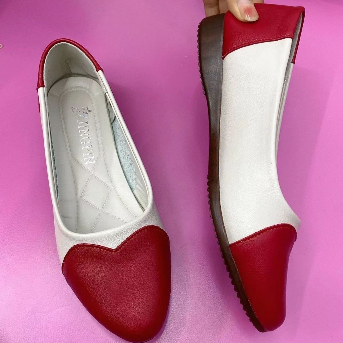 2023 Women's fashion casual breathable walking shoes