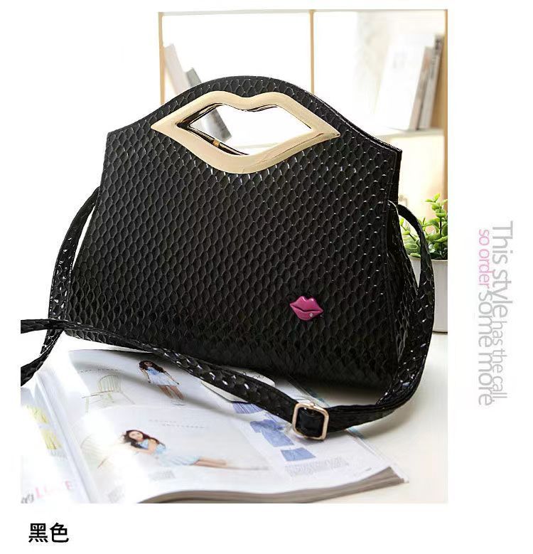 Diamond Heart Evening Bag Wedding and Dance Bag with Ele Handbag Design for Special Occasions