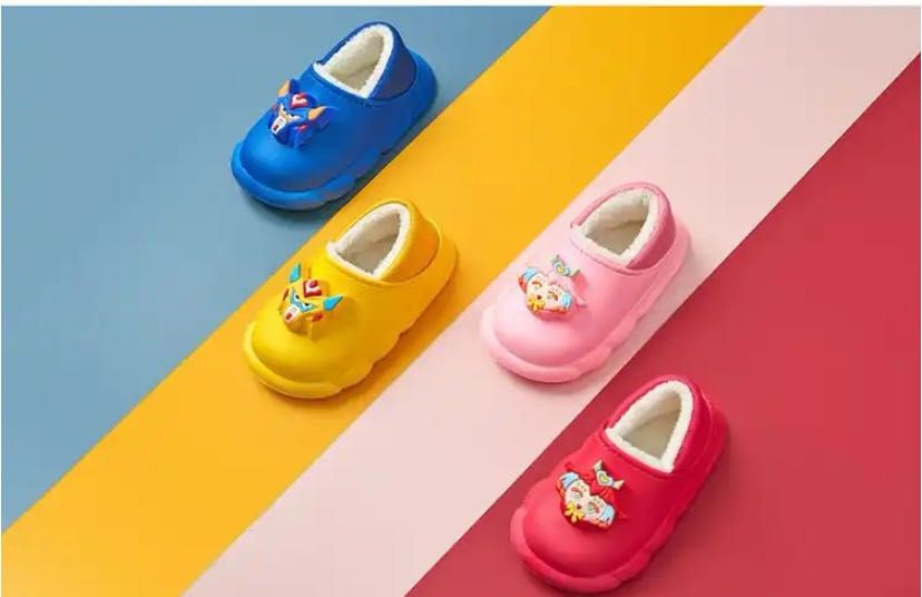Kids plush shoes for  thick soles plus fluffy lazy slippers high quality Kitty plush warm shoes
