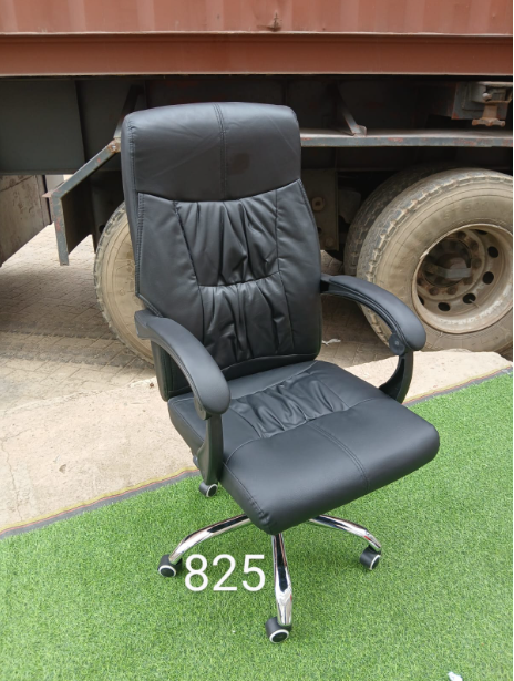 Executive Leather High Back OFFICE Leather chair with arm and rolling wheels