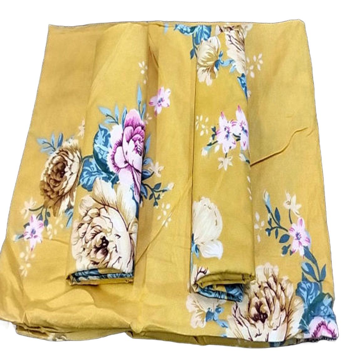 5*6 4 pc bedsheets (2 pcs Bedsheets  2 pcs pillow cases) Its soft, smooth and comfortable to touch and lie on. Its made of cotton. Its easy to clean and iron