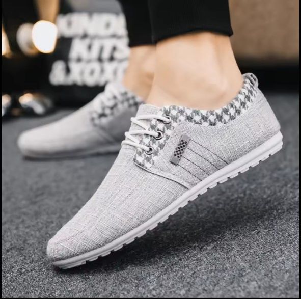 Step Into Comfort And Style With These Men's Shoes Men's Casual Lace-Up Shoes, Designed For Everyday wear. Perfect For Both Casual Outings And Semi-Formal Occasion. Breathable Men's Canvas Shoes , Sof