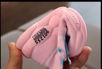 Kids Sneakers Breathable Soft Spring Autumn Little Kid's Shoes For Sports Soft Non-slip Running Sports Shoes Slip-on