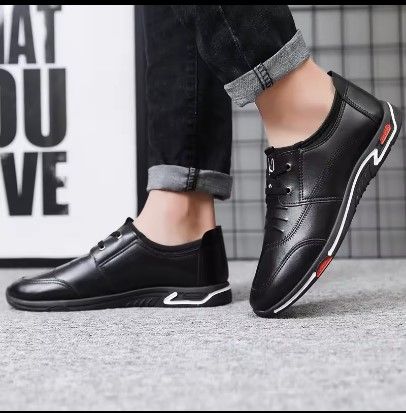 New Men's Shoes –Stylish And Versatile Casual sneakers. Lightweight Leather Design Combines Comfort And Fashion, Perfect For Everyday wear. Soft Soles For Ultimate Comfort  Ideal For Office/Casual