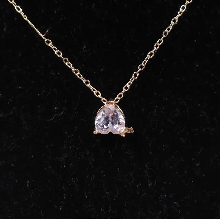 Elegant Heart-Shaped Pendant Necklace. Add A Touch Of Sophistication And Romance To Your Jewelry Collection With This Stunning Heart-shaped Pendant Necklace