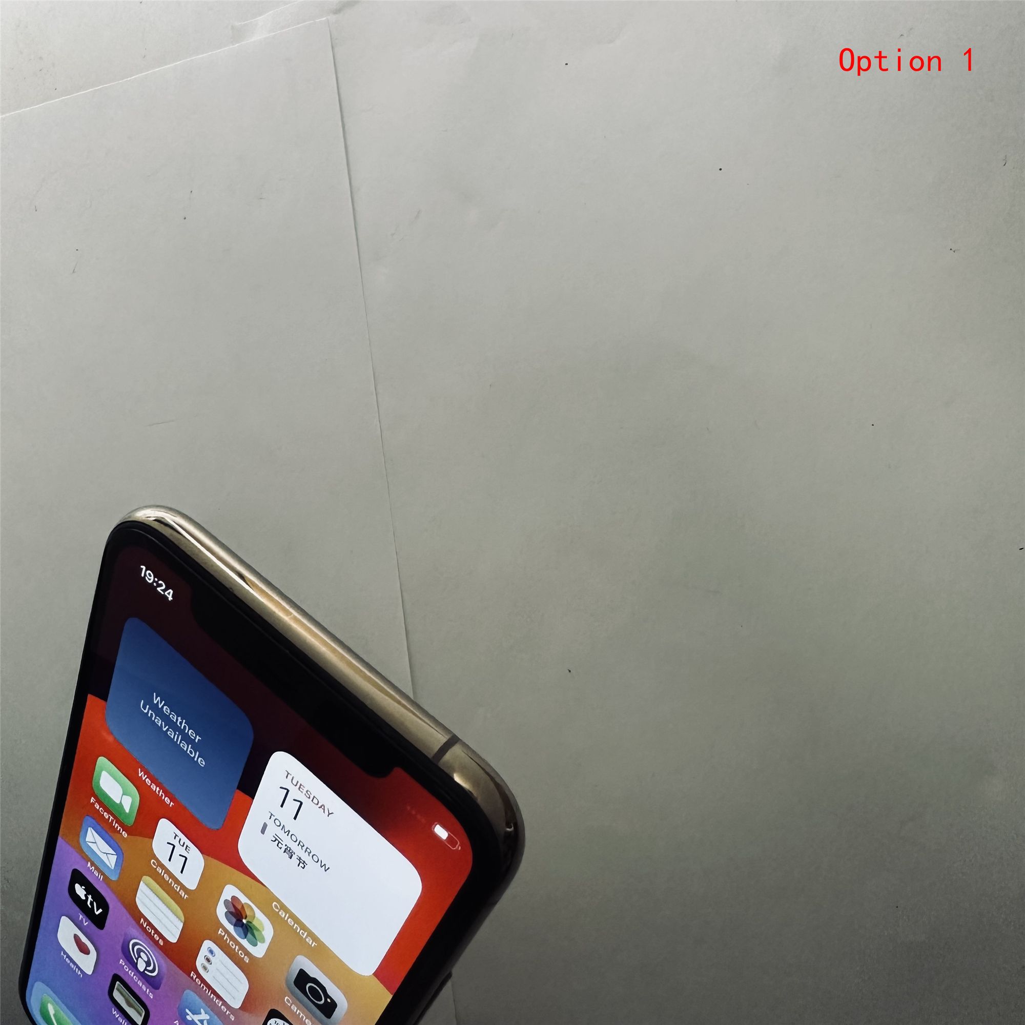 Refurbished Apple iPhone XS Unlocked Smart Phone Cellphone