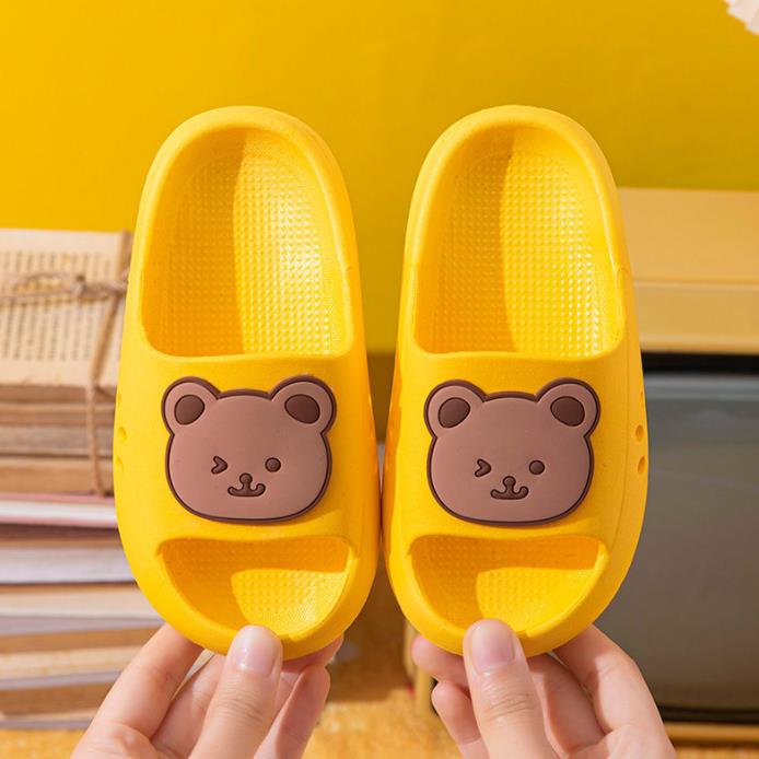 EVA Children's slippers Cute cartoon boys and girls baby Kids Beanie shoes Big Children family slippers summer