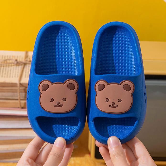 EVA Children's slippers Cute cartoon boys and girls baby Kids Beanie shoes Big Children family slippers summer