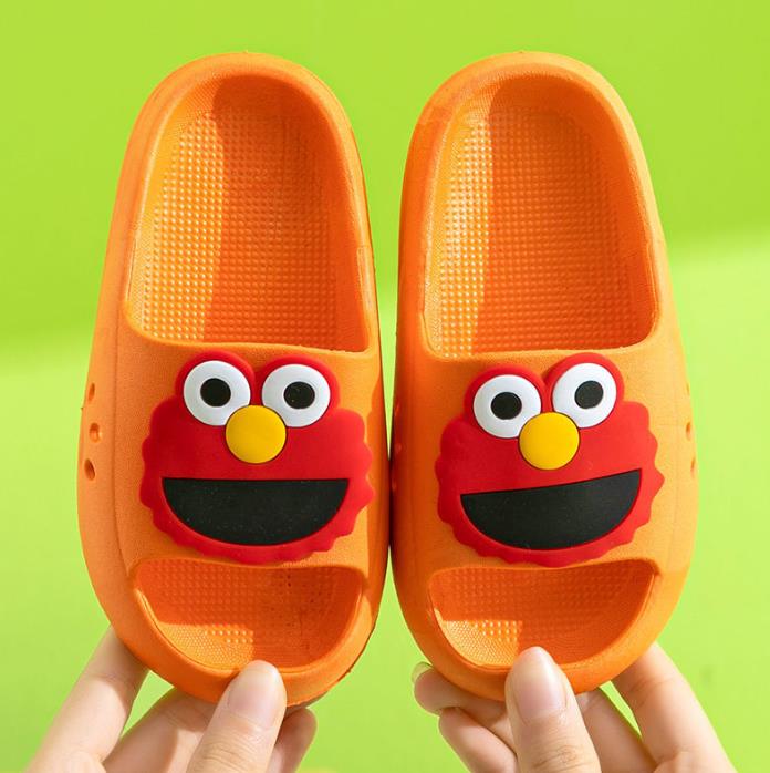 EVA Children's slippers Cute cartoon boys and girls baby Kids Beanie shoes Big Children family slippers summer
