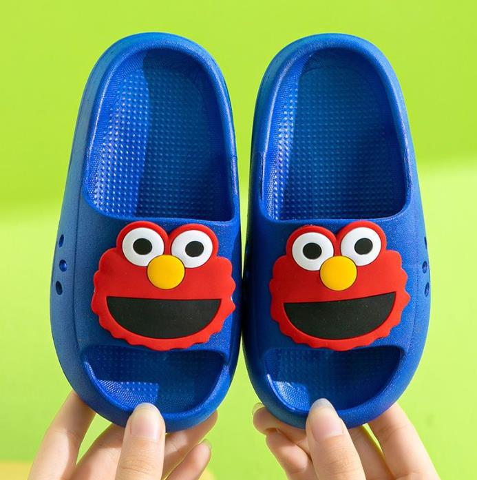 EVA Children's slippers Cute cartoon boys and girls baby Kids Beanie shoes Big Children family slippers summer