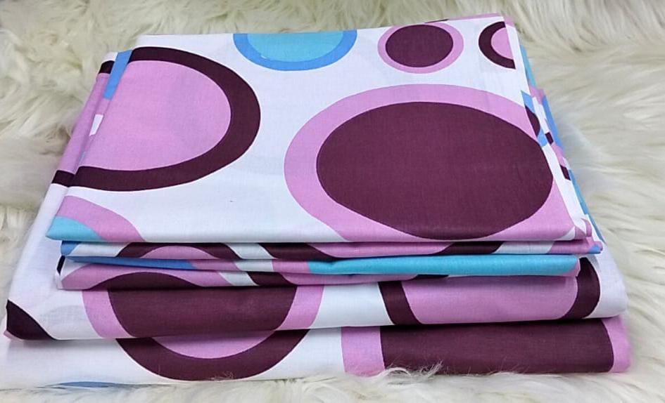 6pcs of 6*7 Both Print pattern Cotton bedsheets set comes as 2pcs Bedsheets and 4pcs Pillow Cases Bedding Set